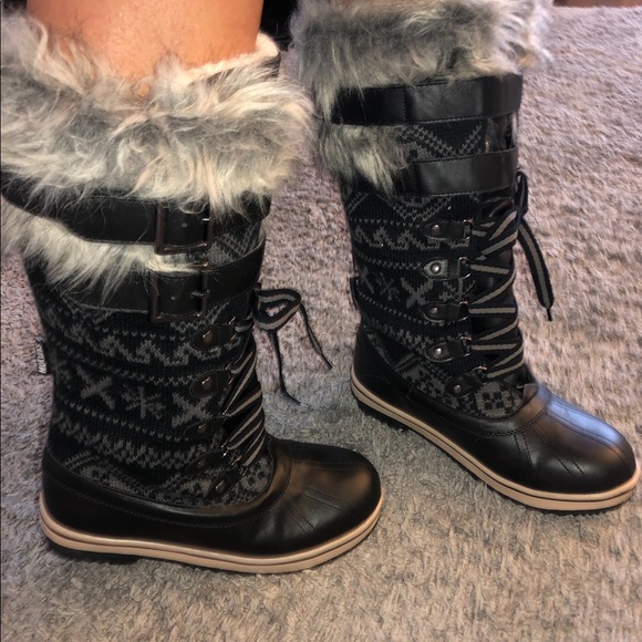 Muk Luks Shoes - NEW Authentic Mukluks Winter Boots